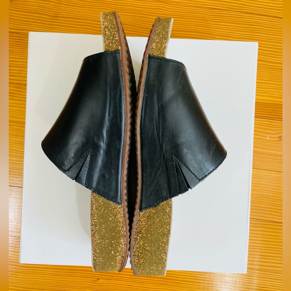 Josef Seibel Tonga 51 Black Leather Sandals - Picture 7 of 13
